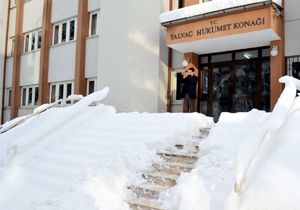 Yalvaç’ta okullar kar tatili